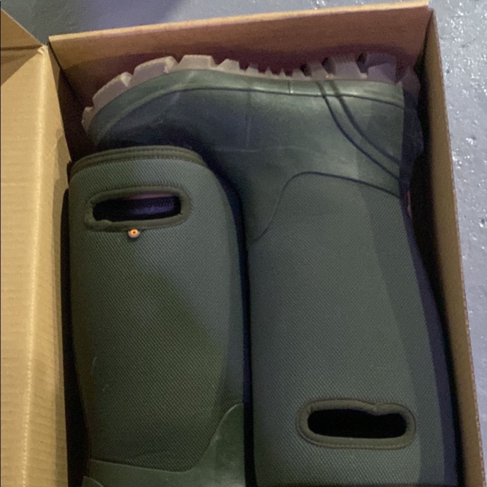 Bogs tall rain boots